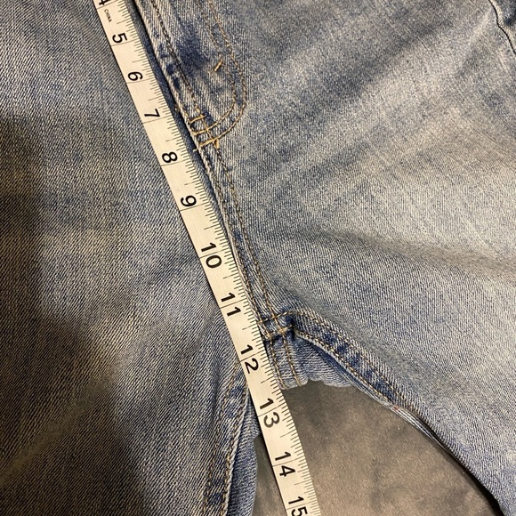 Highest rise mom jean size 6 - Picture 9 of 9